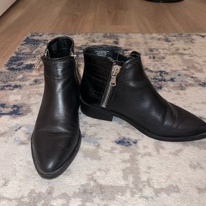Steve Madden Hickory Leather Booties 8.5 Women’s